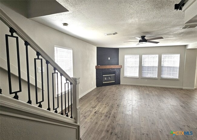 1648 Dogwood Ln in Schertz, TX - Foto de edificio - Building Photo