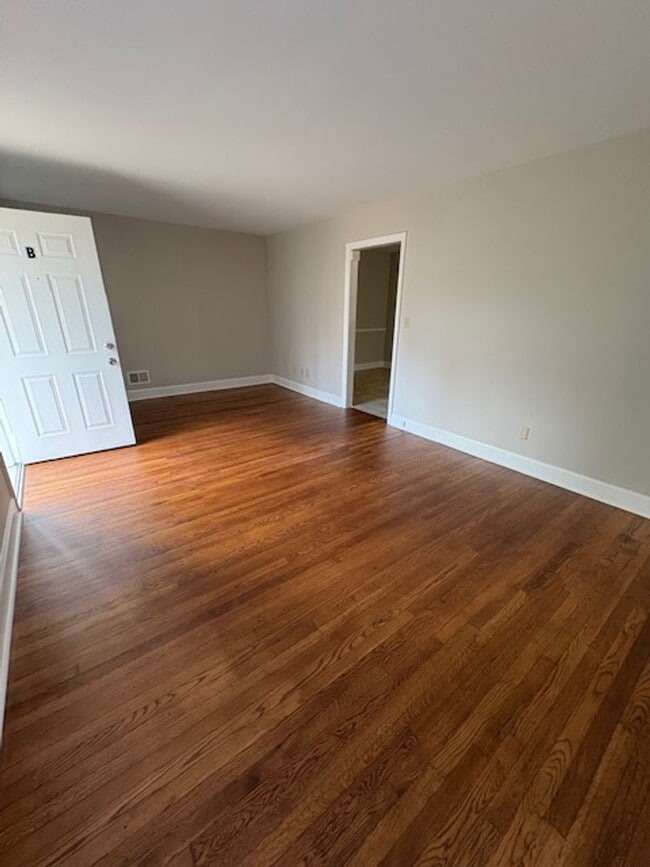 403 Smith Ave in Chapel Hill, NC - Building Photo - Building Photo