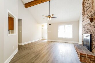 5406 Branch St in Charlotte, NC - Building Photo - Building Photo