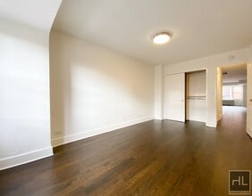 EAST 63 STREET in New York, NY - Building Photo - Building Photo