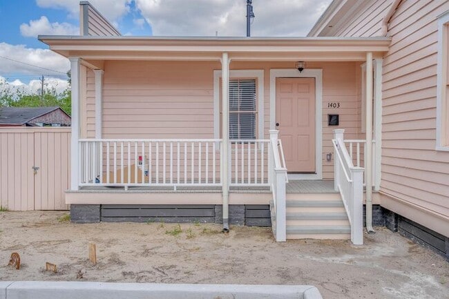 property at 1403 Jefferson St