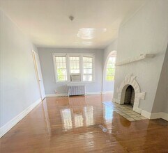 6532 Wilkins Ave, Unit A3 in Pittsburgh, PA - Foto de edificio - Building Photo