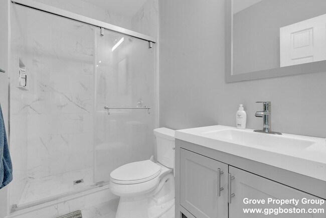 61 Harvest St, Unit 2 in Boston, MA - Building Photo - Building Photo