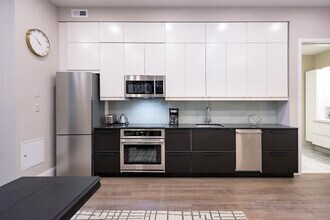 1517 Corcoran St NW in Washington, DC - Building Photo - Building Photo