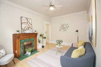 745 Wolseley Apartment in Winnipeg, MB - Building Photo - Building Photo