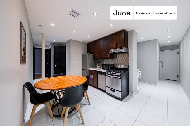 354 Cathedral in New York, NY - Building Photo - Building Photo