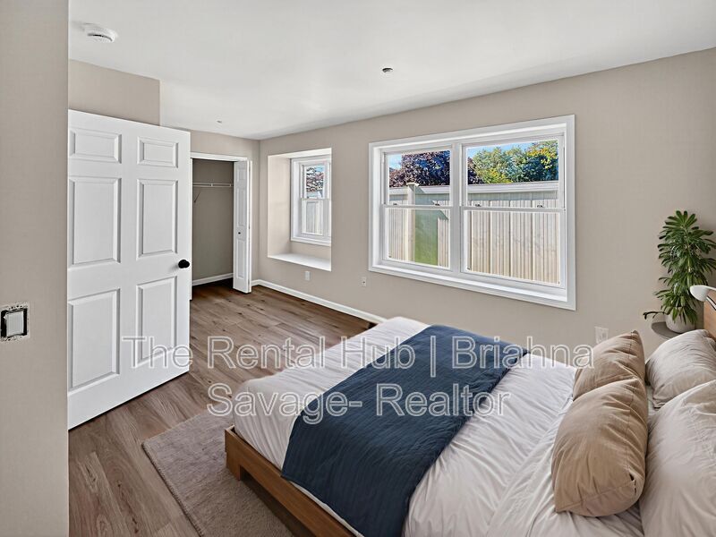 17 Bowman Ave in Rye Brook, NY - Building Photo