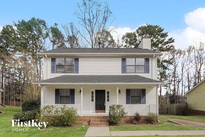 6306 Round Hill Rd in Charlotte, NC - Building Photo