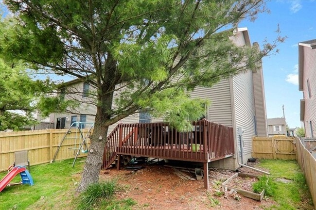 property at 1810 Vladimir Dr