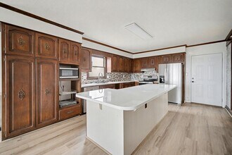 1035 Timberlane Dr in Lincolnton, NC - Building Photo - Building Photo