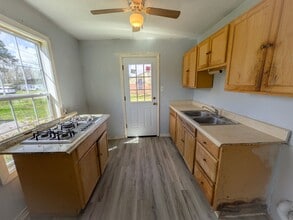 2430 Primrose St in Beaumont, TX - Building Photo - Building Photo
