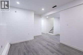 2941 Donnelly St in Windsor, ON - Foto de edificio - Building Photo