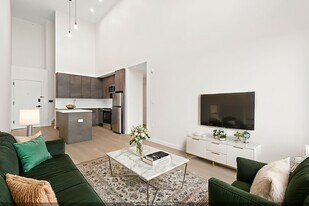 1 Mallory Ave in Jersey City, NJ - Building Photo