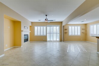 9917 Tradition Creek Ave in Las Vegas, NV - Building Photo - Building Photo