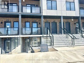 42 Lowes Rd W in Guelph, ON - Building Photo