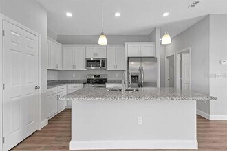6006 SW 154th Place Rd in Ocala, FL - Building Photo - Building Photo
