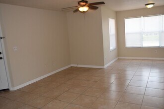 4548 Commander Dr in Orlando, FL - Building Photo - Building Photo