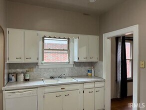 210 S Weinbach Ave in Evansville, IN - Building Photo - Building Photo