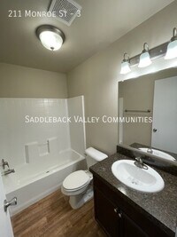 211 Monroe St photo'