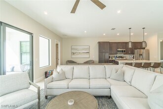 822 105th Ave N in Naples, FL - Building Photo - Building Photo