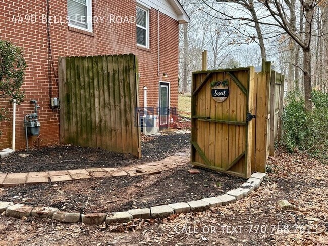 4490 Bells Ferry Rd in Kennesaw, GA - Building Photo - Building Photo