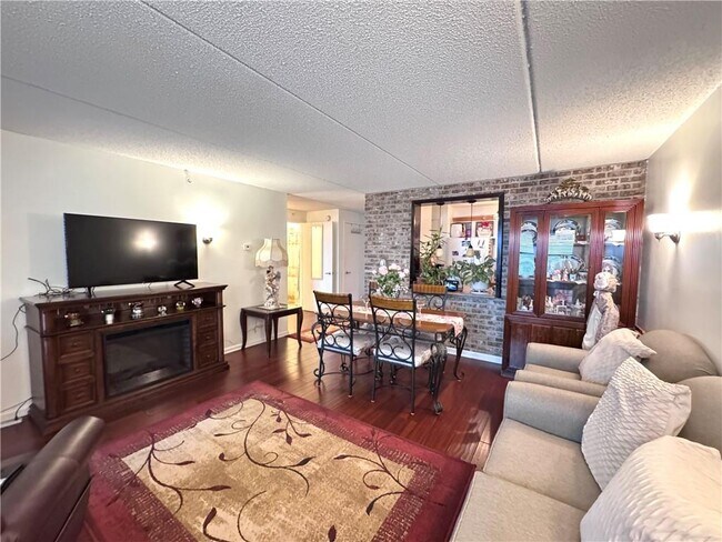79-14 Rockaway Beach Blvd in Queens, NY - Building Photo - Building Photo