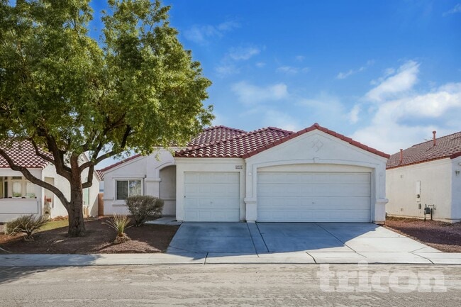 property at 2205 Meadow Green Ave