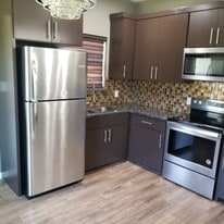 3605 Hawthorne Ave, Unit 2 in Edinburg, TX - Building Photo