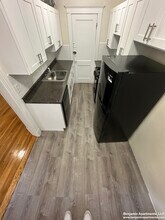 165 Park Dr, Unit 22 in Boston, MA - Foto de edificio - Building Photo