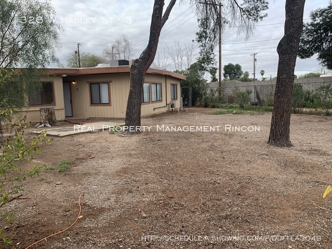 1326 W Hadley St in Tucson, AZ - Building Photo - Building Photo