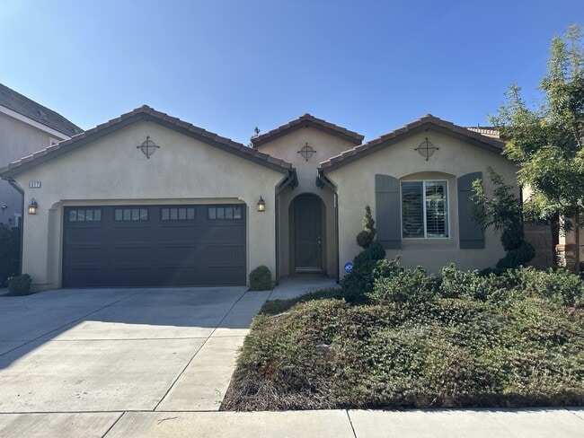 property at 5617 Buckthorn Ct