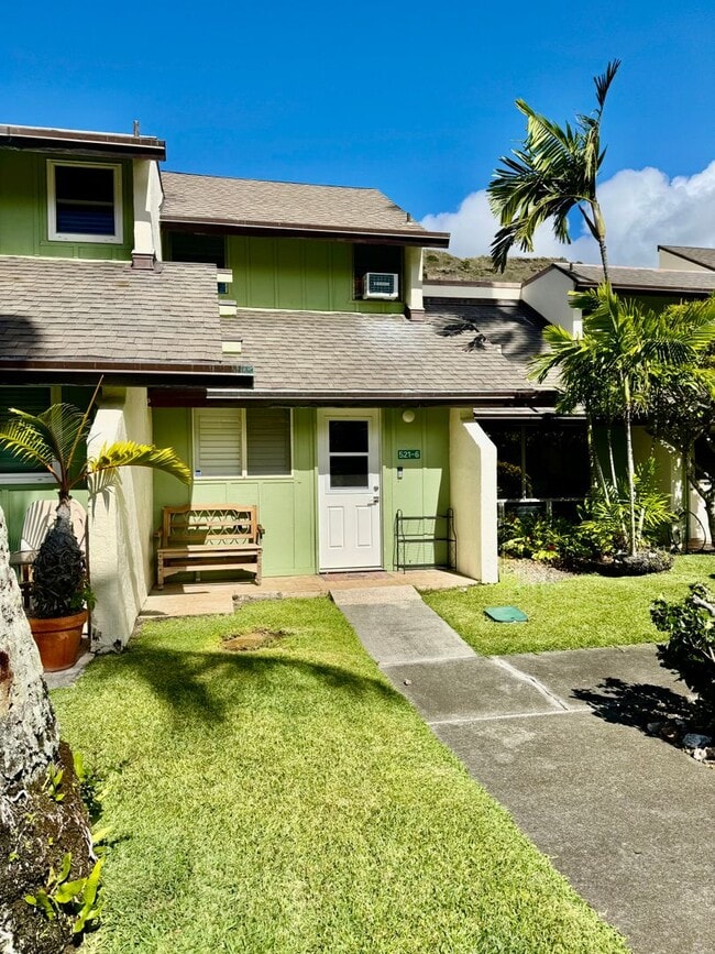 property at 521 Pepeekeo St
