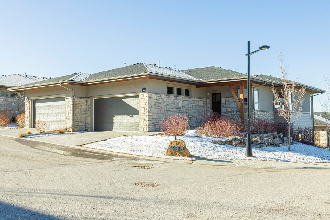 Watermark Villas in Calgary, AB - Building Photo