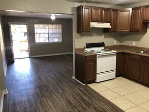153 Belmont Rd in Tallahassee, FL - Building Photo - Building Photo