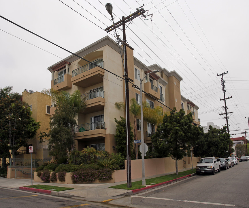 11863 Texas Ave in Los Angeles, CA - Building Photo