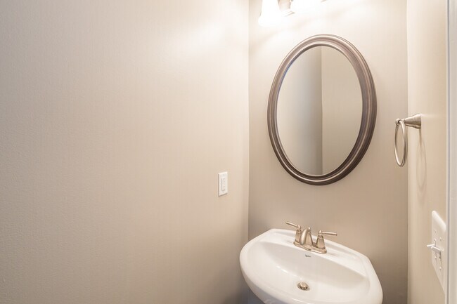 3633 Ashcroft Bend in Atlanta, GA - Building Photo - Building Photo