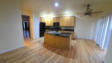 8229 Shooting Star Ln in Laurel, MD - Building Photo - Building Photo