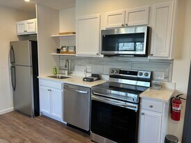 64 Salem St, Unit 02 in Medford, MA - Building Photo