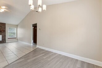 8471-8473 3 Creeks Blvd in Jacksonville, FL - Building Photo - Building Photo