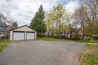 59 Watchung Plaza in Montclair, NJ - Foto de edificio - Building Photo