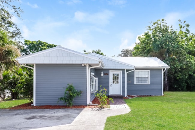 1306 Sutherland Dr