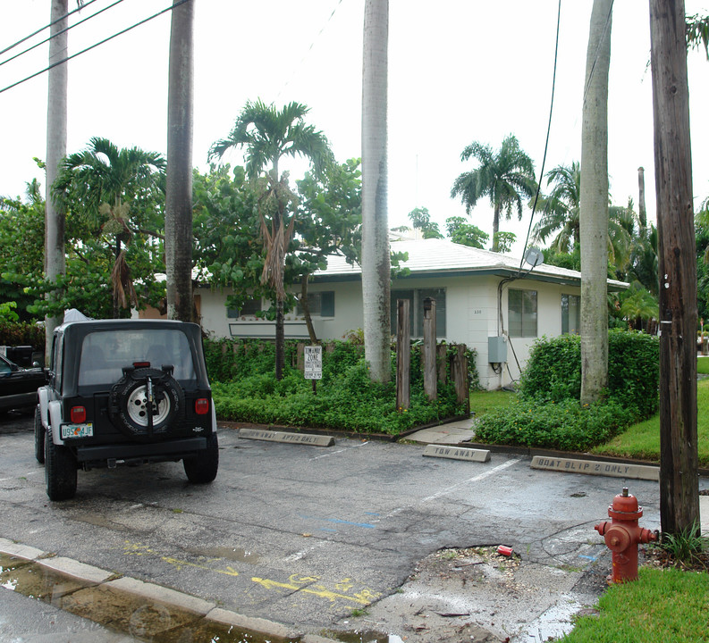 230 Hendricks Is in Fort Lauderdale, FL - Foto de edificio