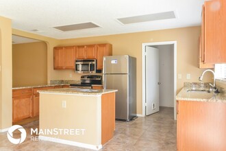 6674 Snow Meadow Dr in Converse, TX - Building Photo - Building Photo
