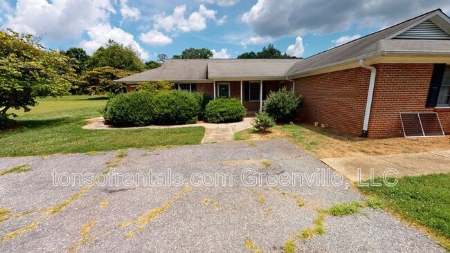 property at 119 Lacey Ln