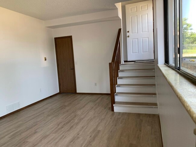 456 Mulberry Dr in Loveland, CO - Foto de edificio - Building Photo