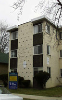 7247-7249 N Hamilton Ave Apartments