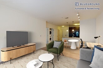 80 N Central Ave in Hempstead, NY - Building Photo - Building Photo