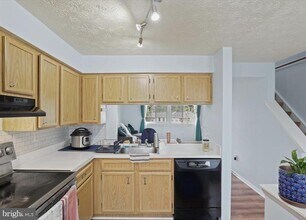 1654 Devil Ln in Woodbridge, VA - Building Photo - Building Photo