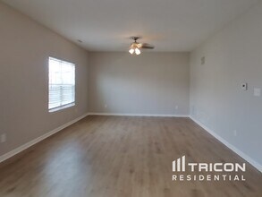 1618 Huntzinger Blvd in Pendleton, IN - Building Photo - Building Photo