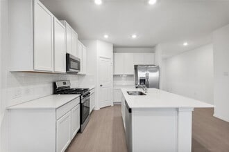 153 Rodney Boat Rd in Kyle, TX - Building Photo - Building Photo